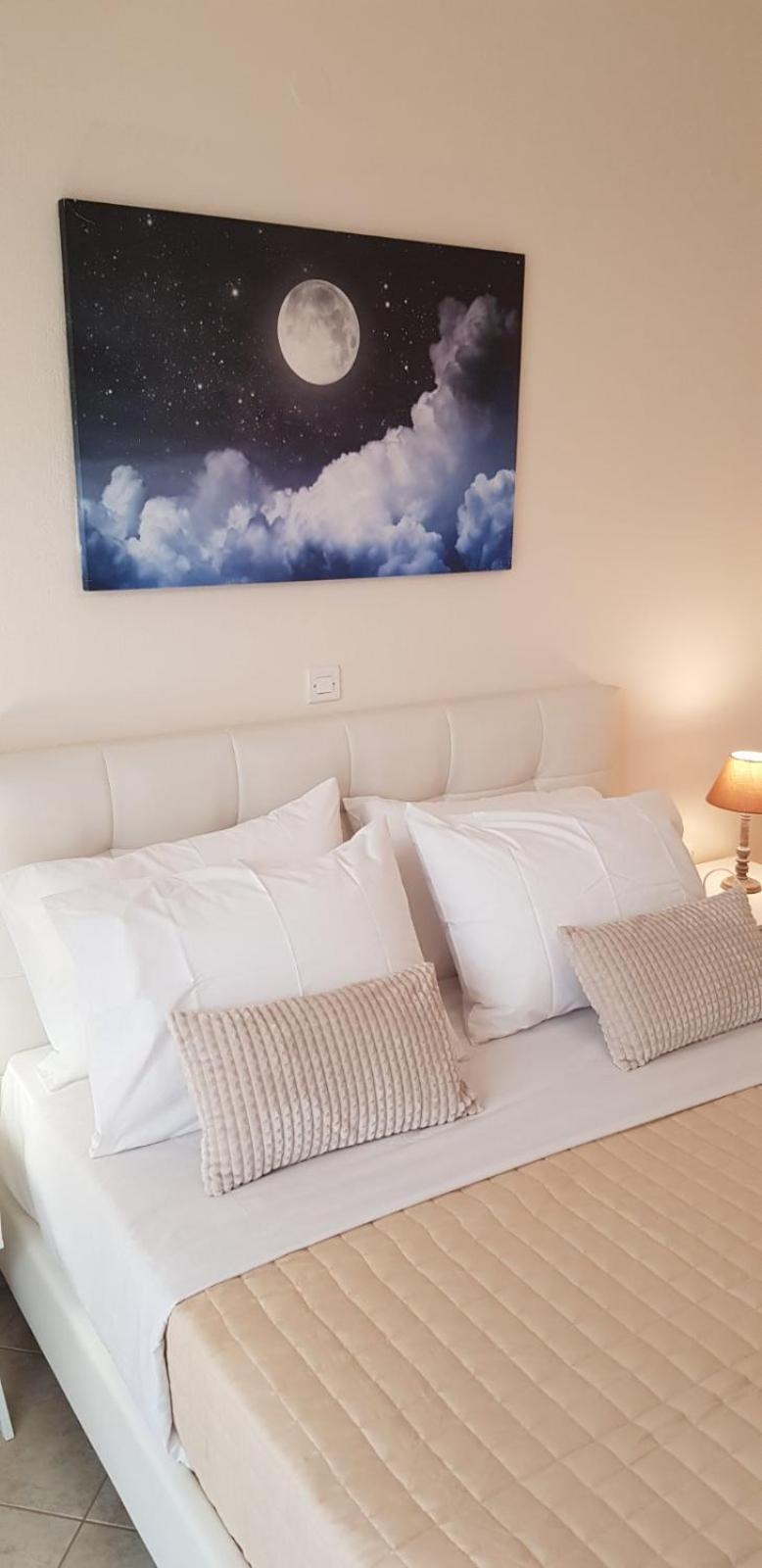 Athinas Apartment Liménasz Kültér fotó